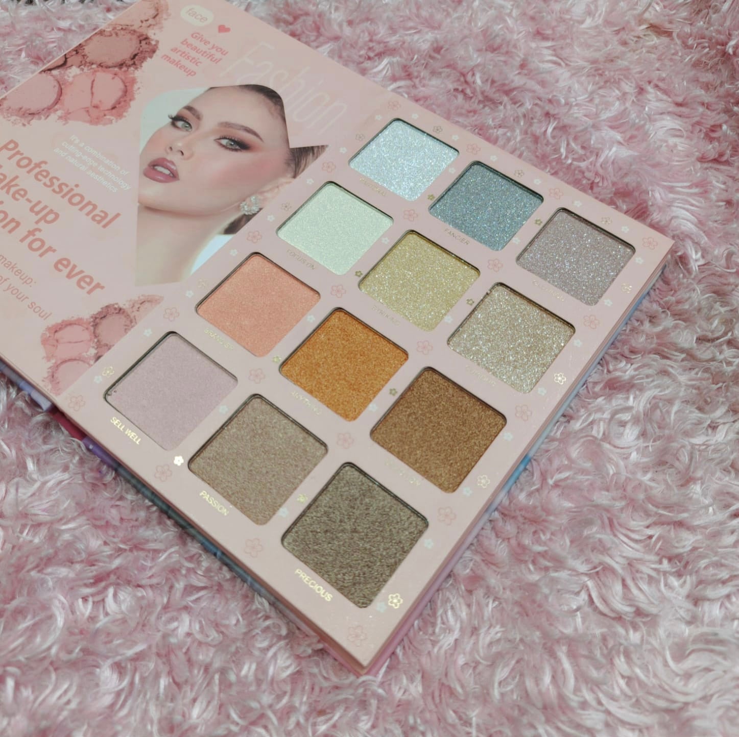 4 In 1 Makeup Book Palette, Face And Eyeshadow Makeup Book Palette, Multi Colours Eyeshadow Blusher Palette 4 In 1 Makeup Book Palette, Face And Eyeshadow Makeup Book Palette, Multi Colours Eyeshadow Blusher Palette
